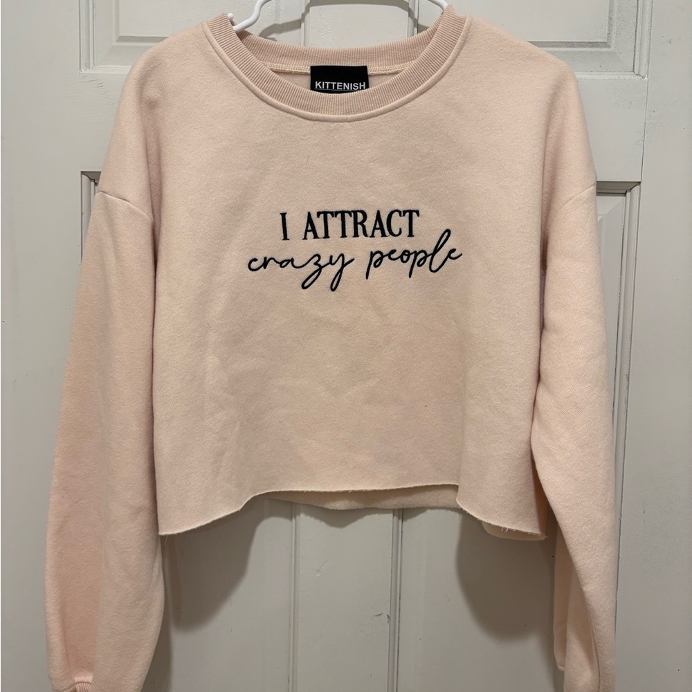 Kittenish Women's Blush Graphic Cropped Sweatshirt